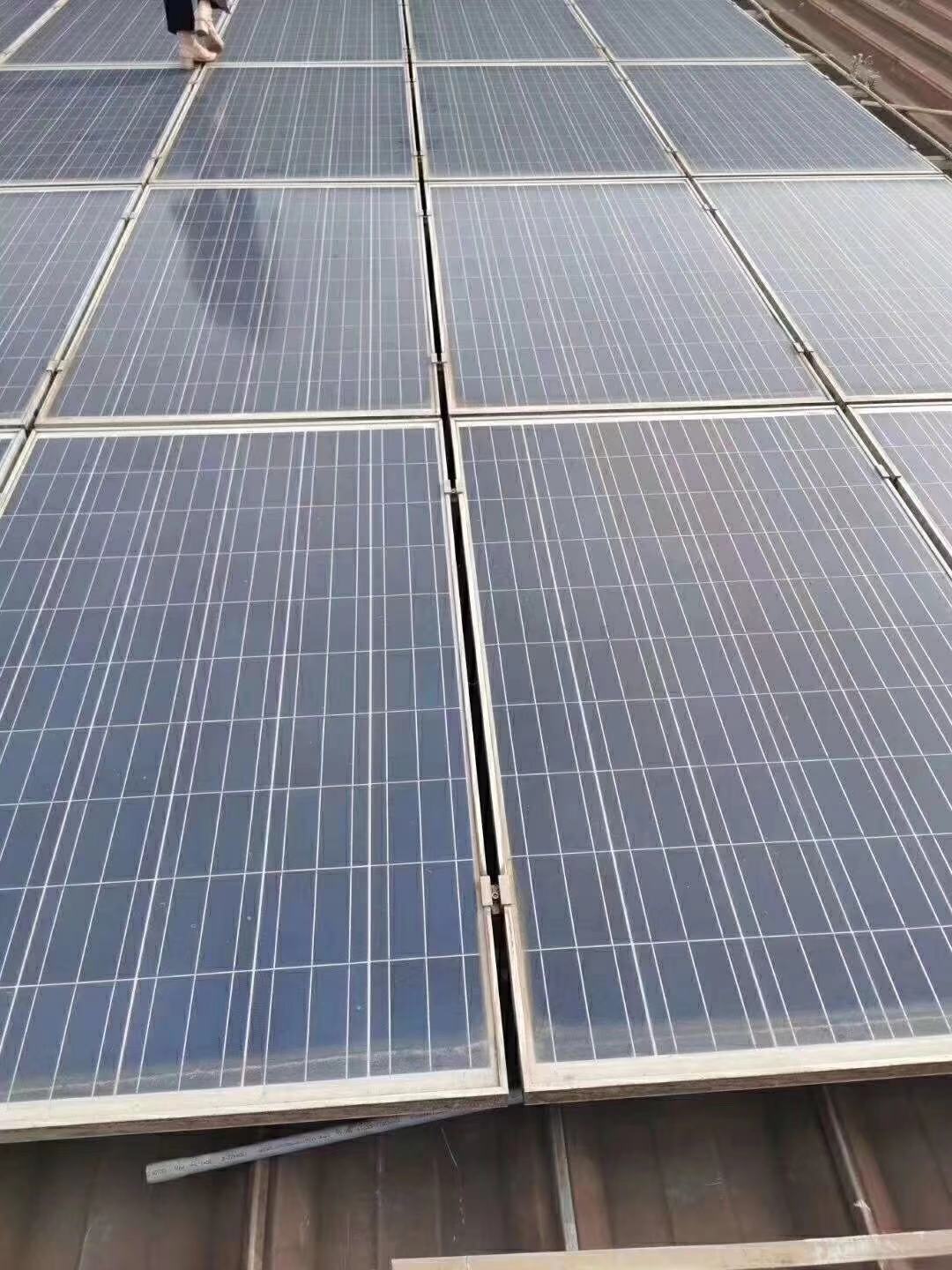 太阳能发电板拆卸